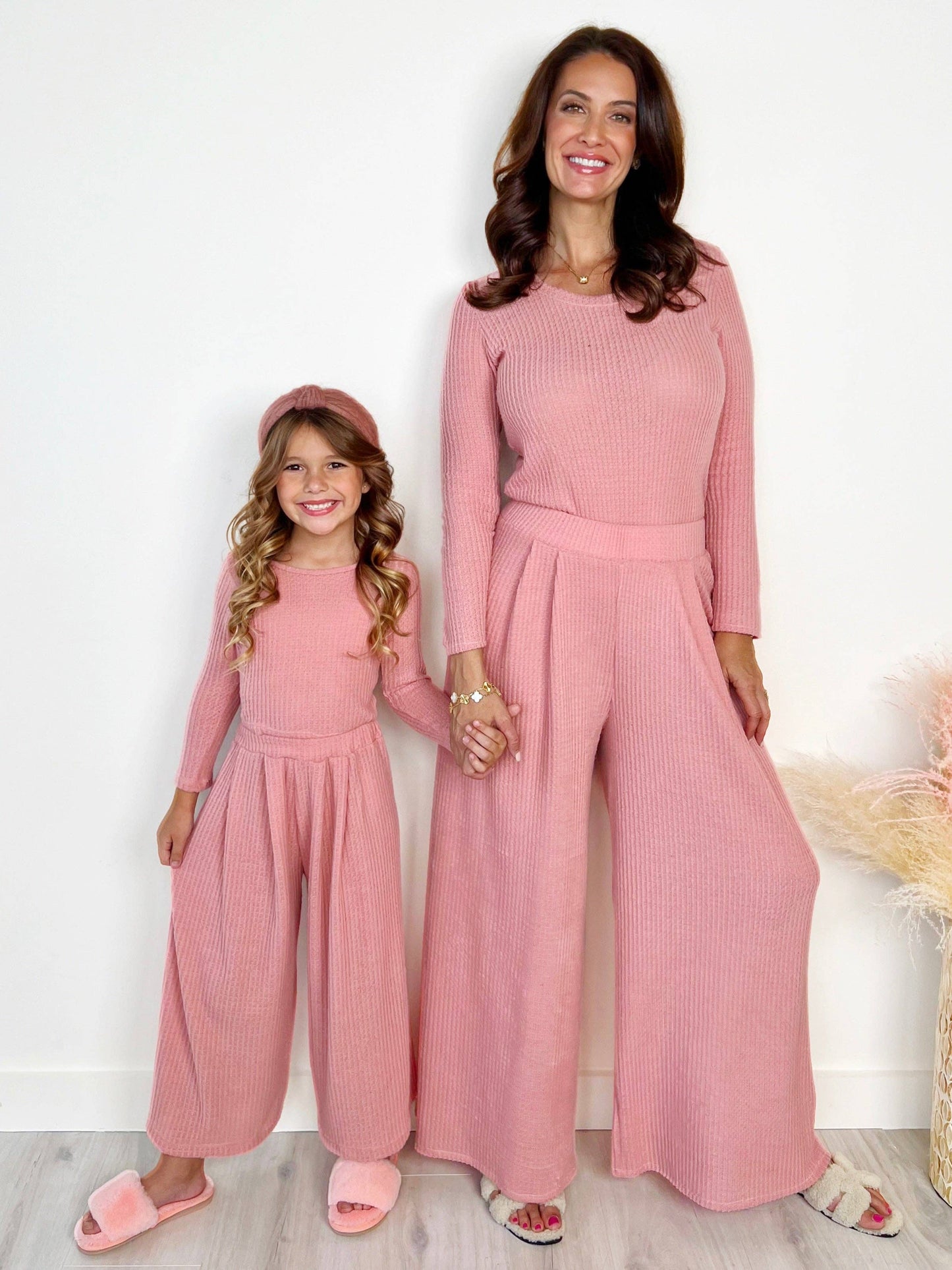 KIDS Chic Pink Waffle Knit Pant Set